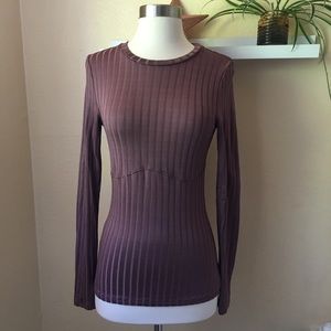 Aritzia - Wilfred Free Ribbed L Sleeve Top Size M